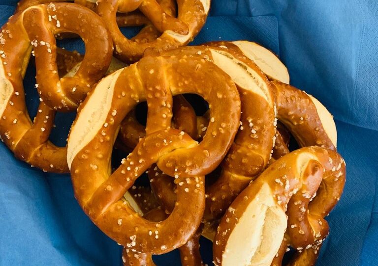 Brezeln beim Oktoberfest-Buffet