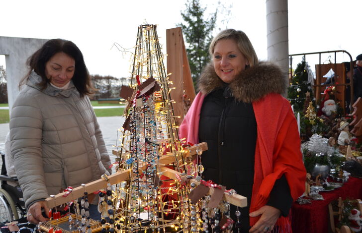 Weihnachtsmarkt im Clementinum