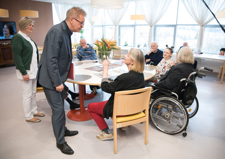 Bundesminister Rudolf Anschober zu Besuch im HB