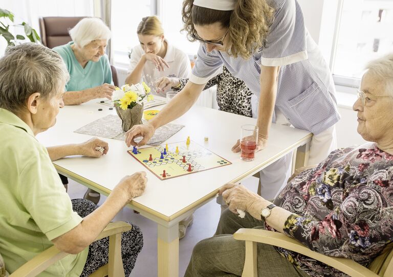 Lebensqualität Selbstbestimmung Pflegekrankenhaus Haus der Barmherzigkeit