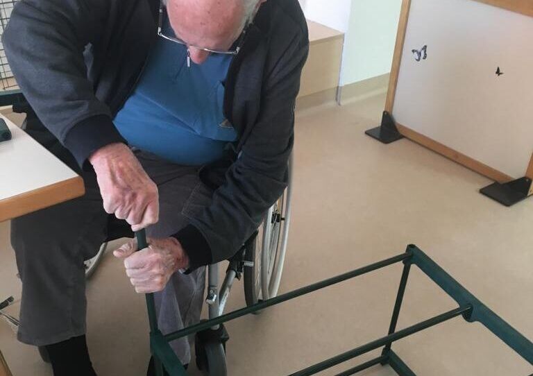 Gartenarbeit im Stephansheim