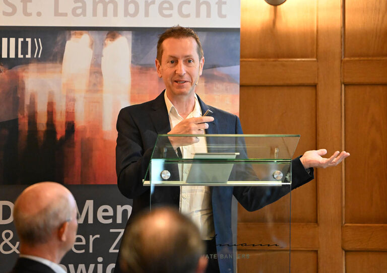 Thomas Dorner, Leiter der Akademie für Altersforschung am Haus der Barmherzigkeit, beim DenkForum St. Lambrecht am 7. Mai 2026 Thomas Dorner, Leiter der Akademie für Altersforschung am Haus der Barmherzigkeit, beim DenkForum St. Lambrecht am 7. Mai 2026