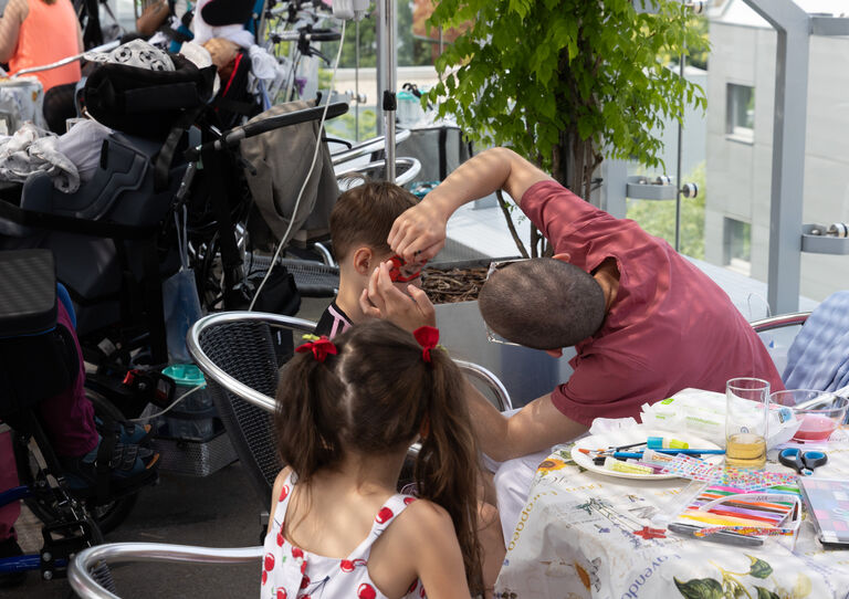 Im Haus der Barmherzigkeit wird der Sommer gefeiert Im Haus der Barmherzigkeit wird der Sommer gefeiert