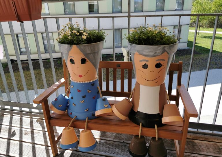 Die neuen Pflanzen im Urbanusheim wurden auf Karl-Heinz und Trude getauft.