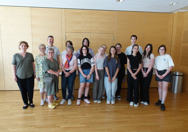 Schüler*innen bei den Wiener Ehrenamtswochen im Haus der Barmherzigkeit, organisiert von WIENXTRA
