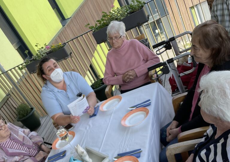 Heurigen-Nachmittag im Stephansheim