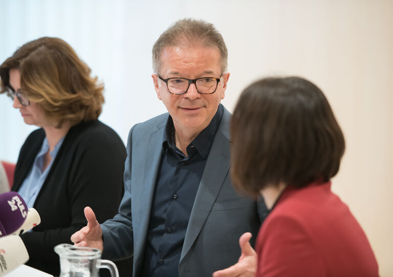 Bundesminister Rudolf Anschober zu Besuch im HB