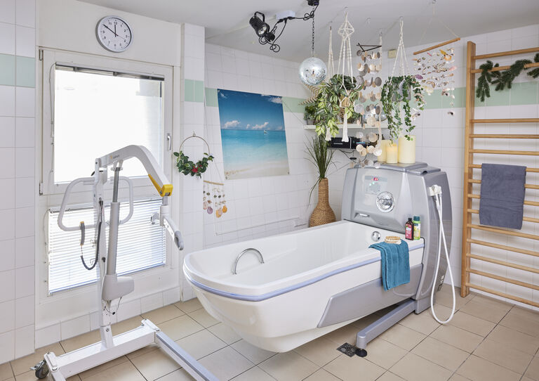 WG Otto-Herschmann-Gasse Pflegebad