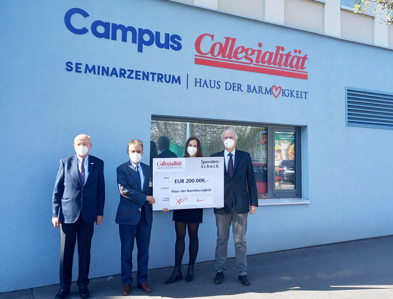Spendenübergabe der Rekordspende der Collegialität Privatstiftung für das neue HB Seminarzentrum