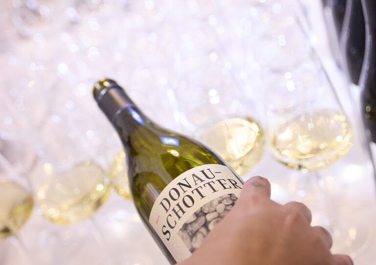 Vielen Dank an Weinmanufaktur Clemens Strobl für den bereitgestellten Donauschotter-Wein! Vielen Dank an Weinmanufaktur Clemens Strobl für den bereitgestellten Donauschotter-Wein!