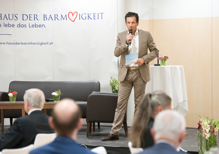 Moderator Martin Ferdiny.