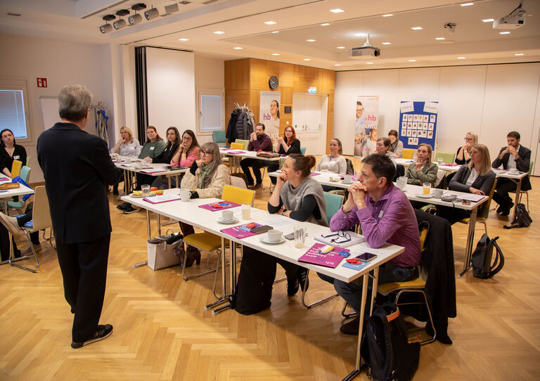 Erster PM-Dialog im Seminarzentrum Campus Collegialiät Erster PM-Dialog im Seminarzentrum Campus Collegialiät