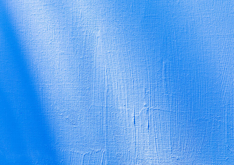 Ein blaues Gemälde aus dem Action Painting.