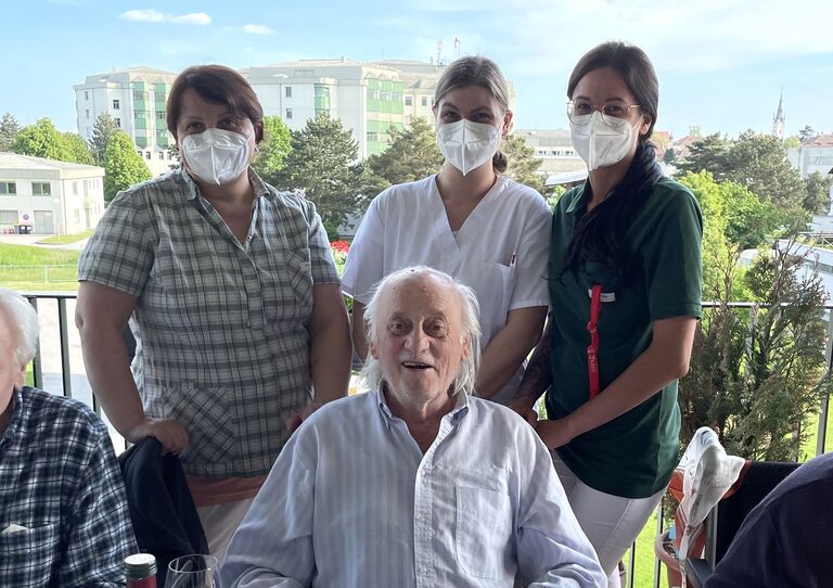 Heurigen-Nachmittag im Stephansheim