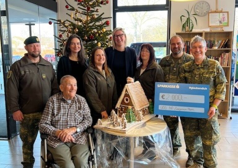 Spendenübergabe vom Bundesheer Horn an das Stephansheim Spendenübergabe vom Bundesheer Horn an das Stephansheim