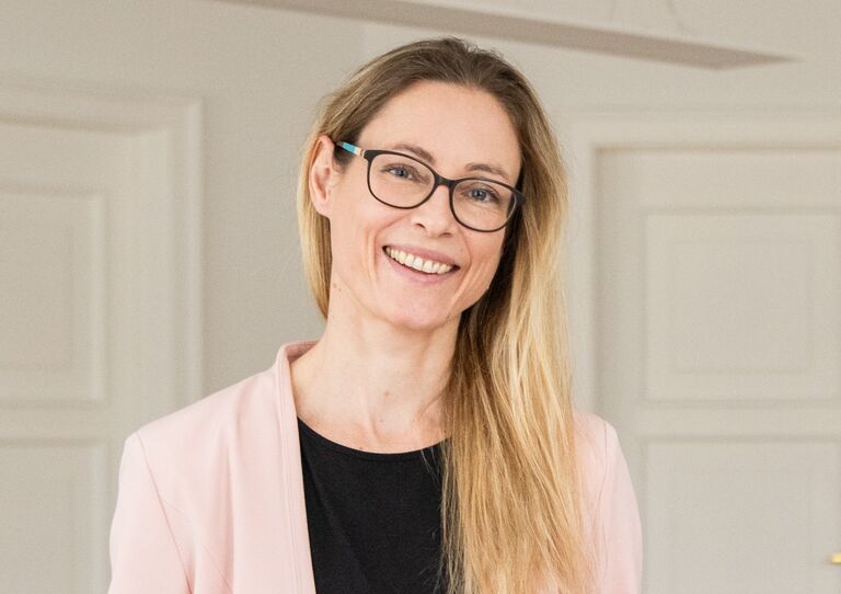 PD Dr. Elisabeth Zeilinger, Wissenschaftlerin im Haus der Barmherzigkeit Seeböckgasse PD Dr. Elisabeth Zeilinger, Wissenschaftlerin im Haus der Barmherzigkeit Seeböckgasse