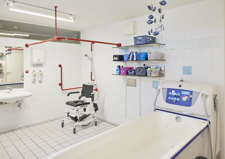 WG Maria-Rekker-Gasse 2 Pflegebad