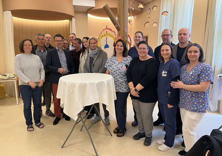 Kinderpflegedomizil FRIDOLINA feiert 1-jähriges Jubiläum Kinderpflegedomizil FRIDOLINA feiert 1-jähriges Jubiläum