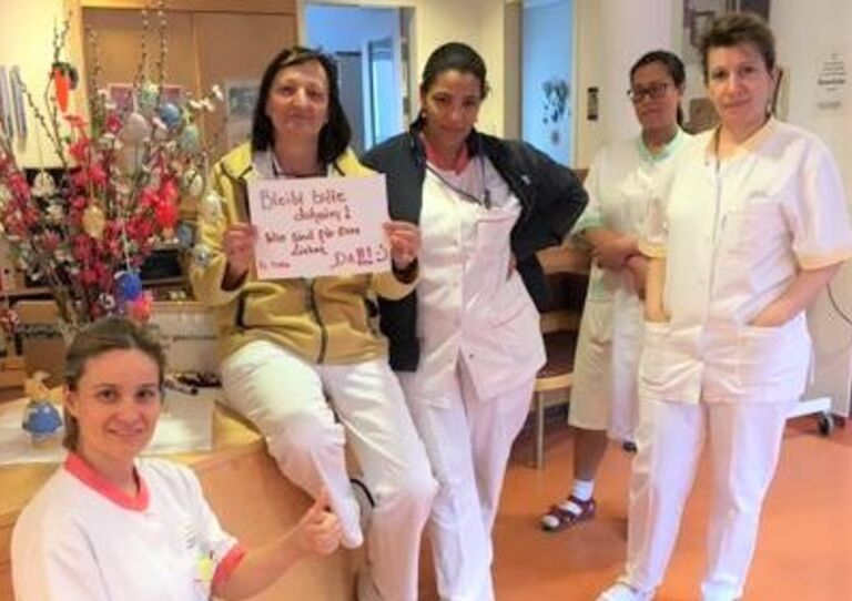 Wir bleiben für euch hier! Bitte bleibt ihr für uns zu Hause.