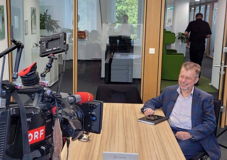 Institutsdirektor Christoph Gisinger im ORF Interview