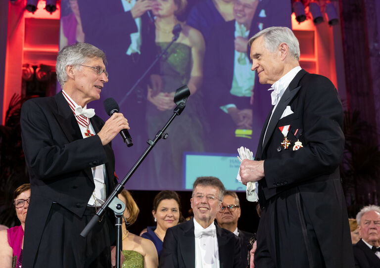 100 Jahre Elmayer-Kränzchen