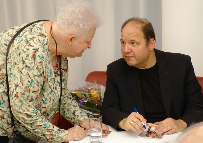 Gerald Pichowetz zu Gast im HB