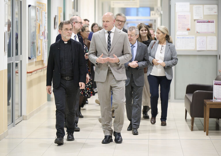 Hospiz Camillus eröffnete am 10.12.2025 im HB Pflegekrankenhaus Seeböckgasse Hospiz Camillus eröffnete am 10.12.2025 im HB Pflegekrankenhaus Seeböckgasse