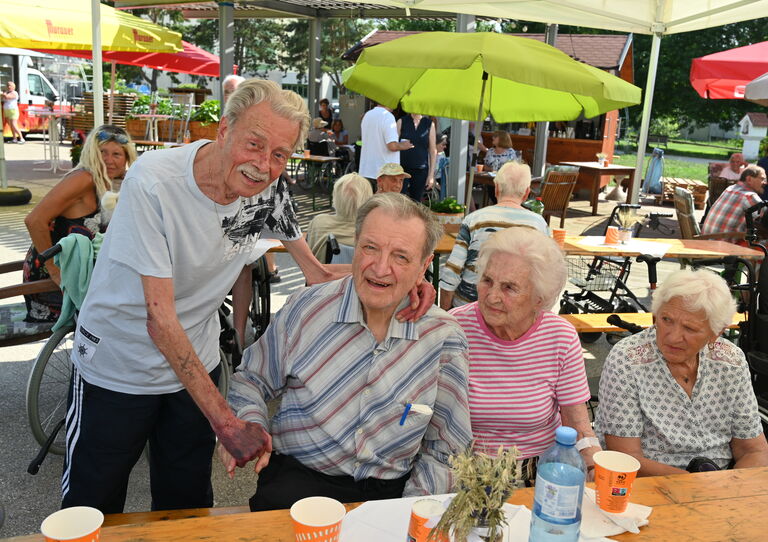 Sommer im Haus der Barmherzigkeit Sommer im Haus der Barmherzigkeit