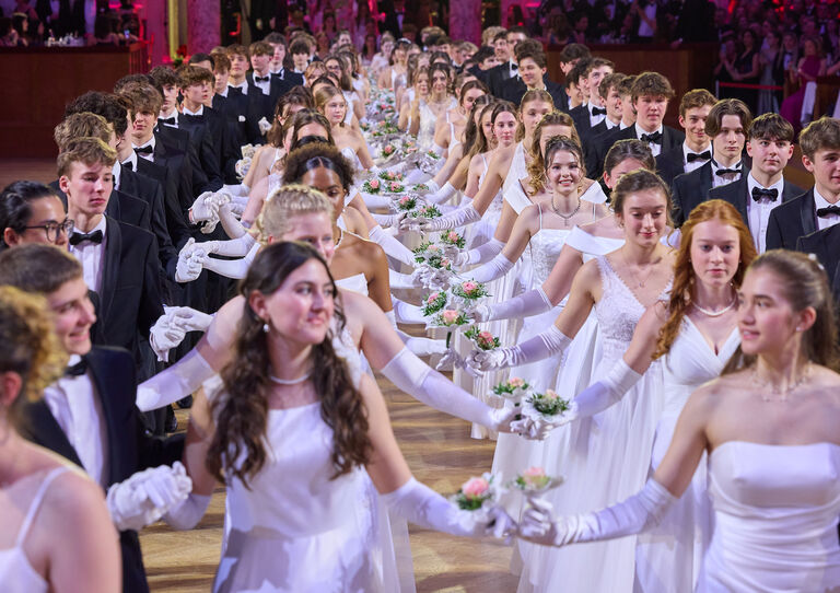 Elmayer Kränzchen, Foto: APA/Schedl Elmayer Kränzchen, Foto: APA/Schedl