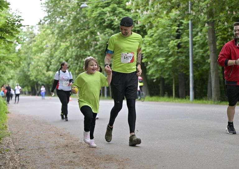 Das Haus der Barmherzigkeit beim Herzlauf 2025 | Foto: Christian Moser und Max Slovencik, Herzkinder Österreich Das Haus der Barmherzigkeit beim Herzlauf 2025 | Foto: Christian Moser und Max Slovencik, Herzkinder Österreich