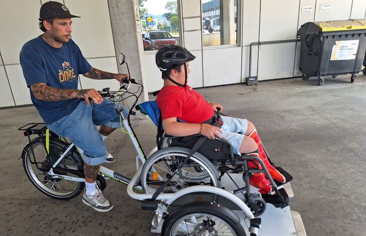 Rollstuhlfahrrad Spende