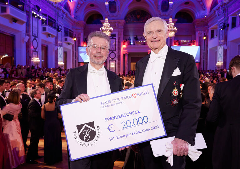 Spendenübergabe Elmayer Kränzchen