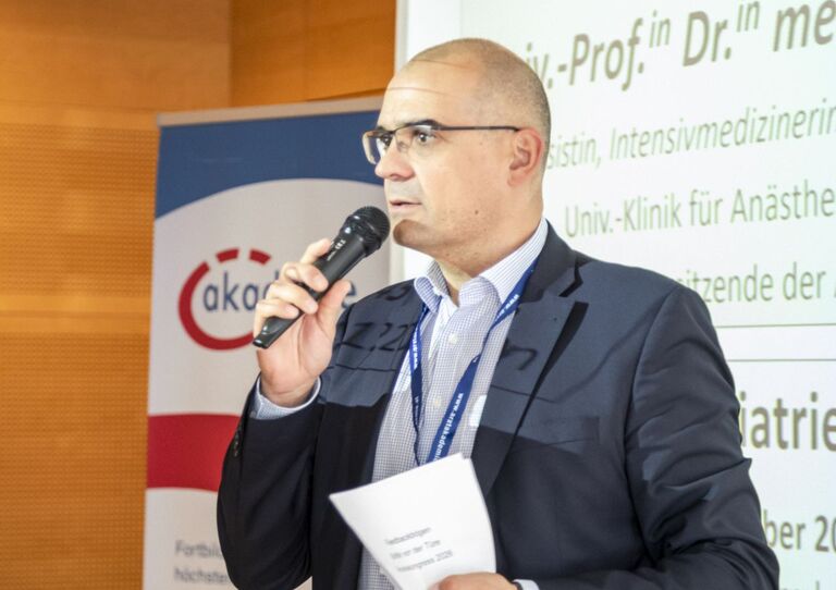 Prim. Dr. Michael Smeikal bei der Geriatrie-Tagung 2025 Prim. Dr. Michael Smeikal bei der Geriatrie-Tagung 2025